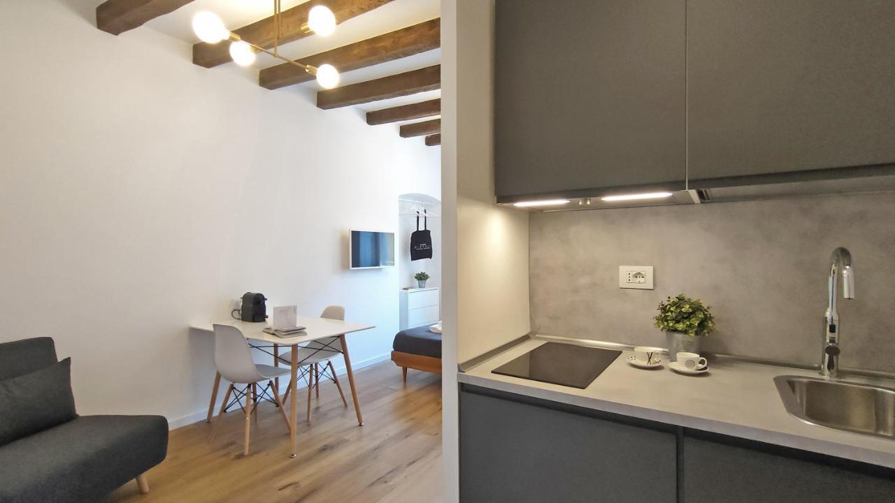 Milano Navigli Apartment - Via Vigevano Kültér fotó