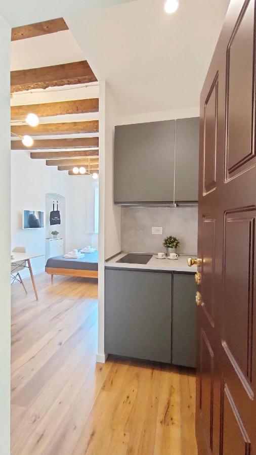 Milano Navigli Apartment - Via Vigevano Kültér fotó