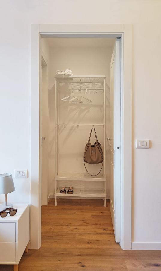 Milano Navigli Apartment - Via Vigevano Kültér fotó