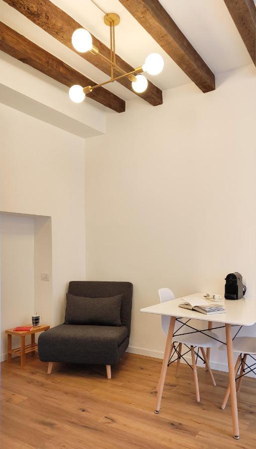Milano Navigli Apartment - Via Vigevano Kültér fotó
