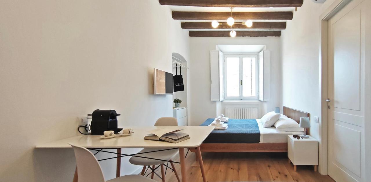 Milano Navigli Apartment - Via Vigevano Kültér fotó